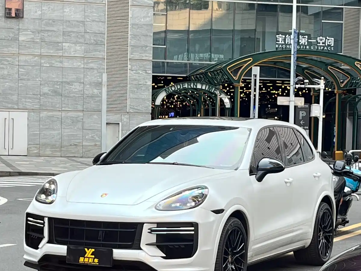 Porsche Cayenne 2011 Cayenne S 4.8L
