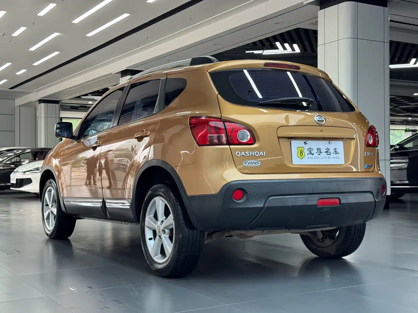 Nissan Qashqai 2012 2011 2.0XV Thunder CVT 2WD