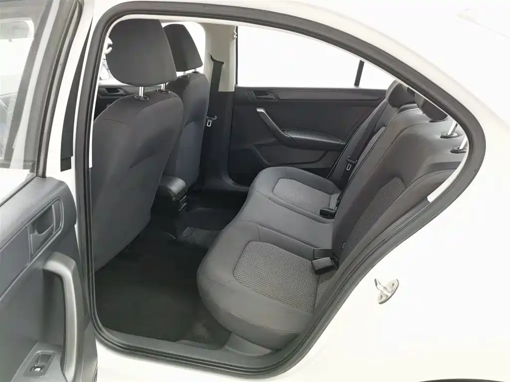 Volkswagen Santana 2019 1.5L Manual Trend China VI фото 15