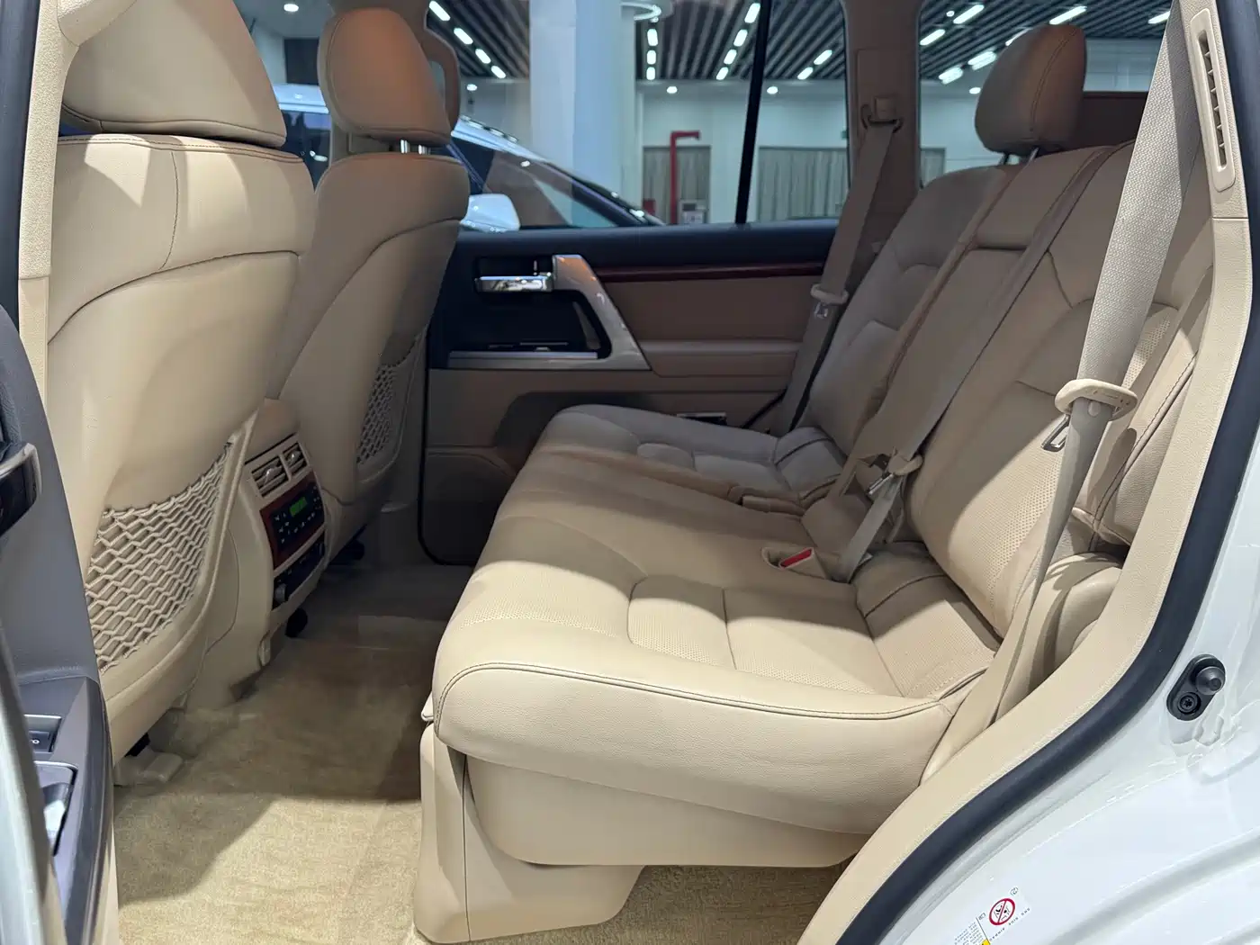 Toyota Land Cruiser 2012 2012 4.6L Automatic VX-R