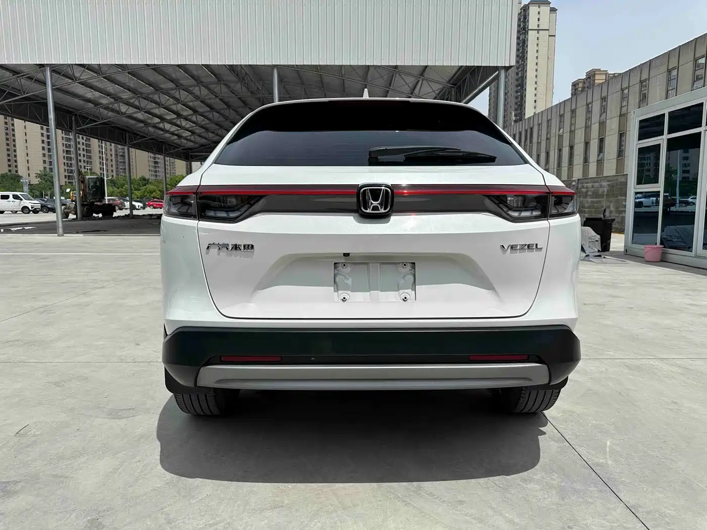 Фото 4 - Honda Vezel
