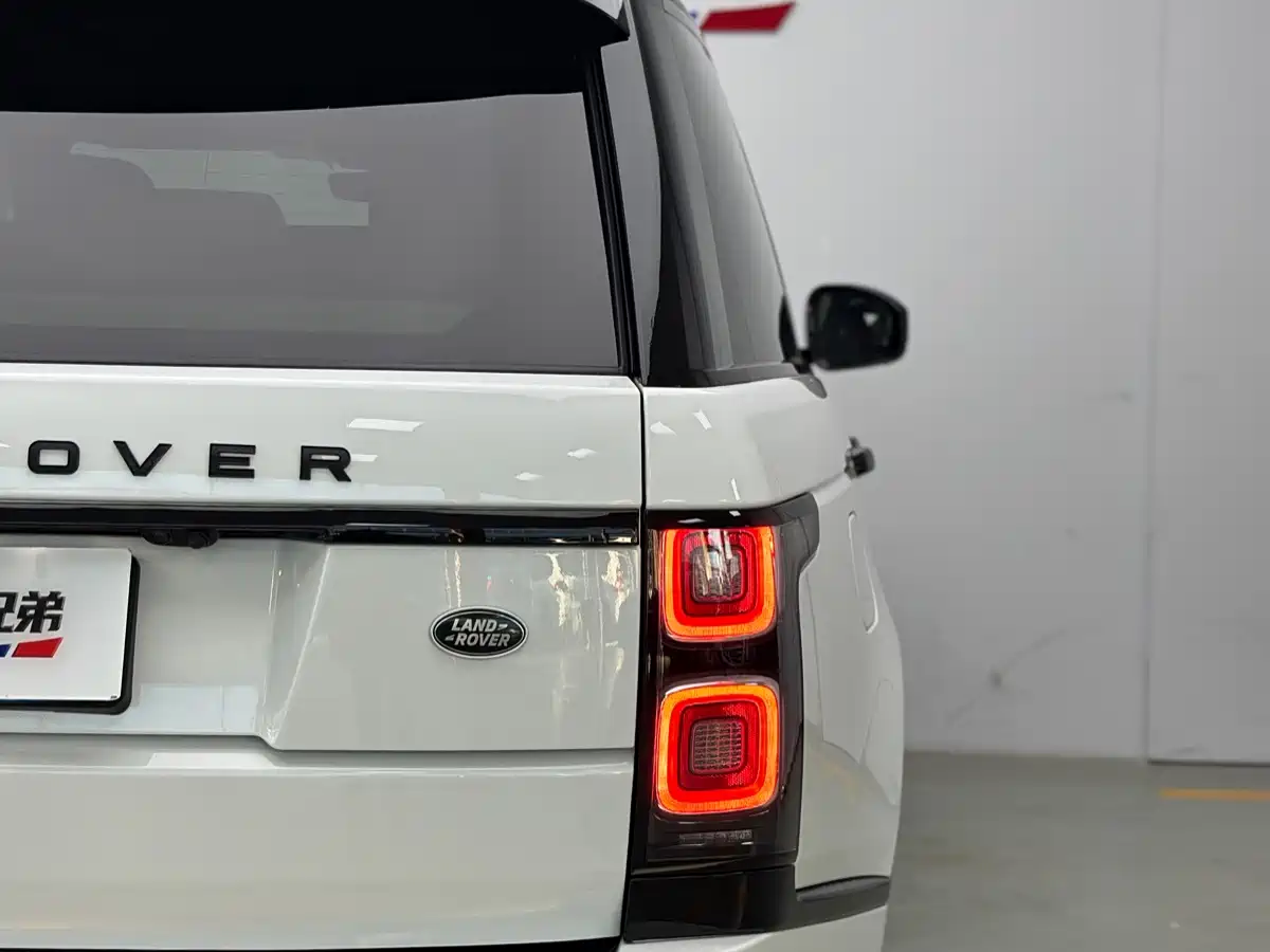 Фото 13 - Land Rover Range Rover