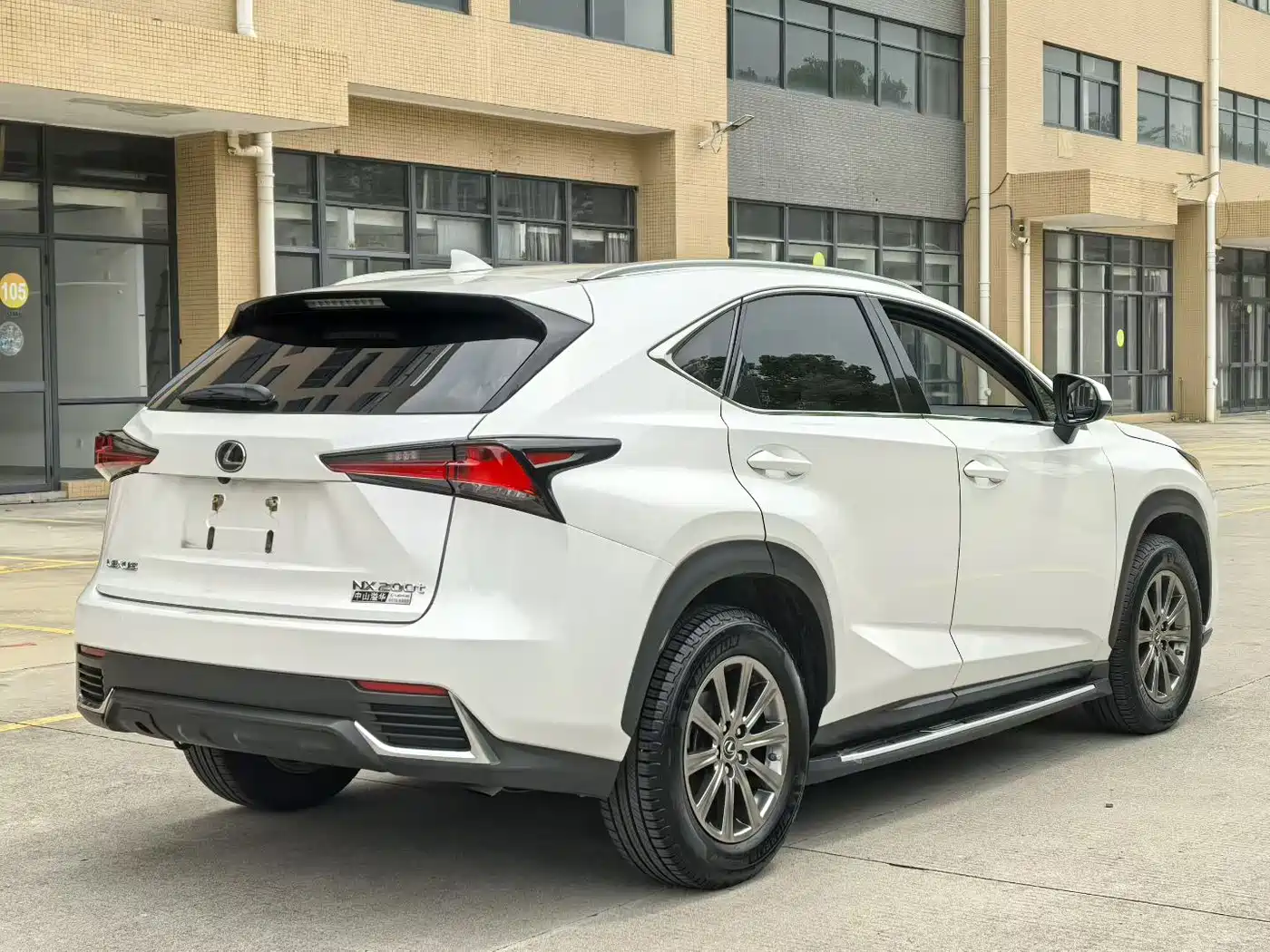 LEXUS NX