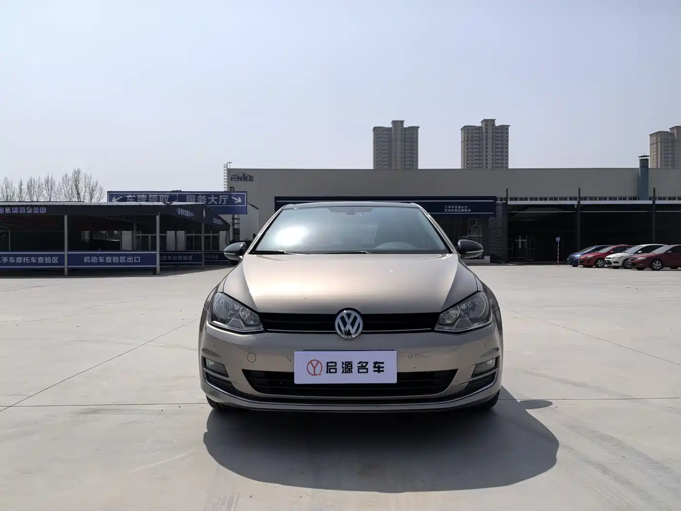 Volkswagen Golf 2017 230TSI Auto Luxury Millionth Anniversary Edition фото 2