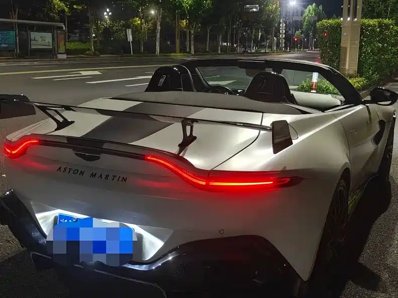 Aston Martin Vantage 2023 2022 4.0T V8 F1 Edition Roadster