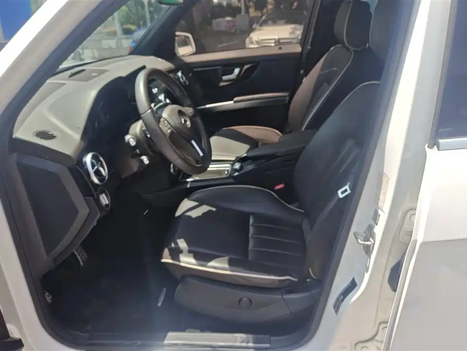 Mercedes-Benz GLK-Class 2013 Facelift GLK 300 4MATIC Fashion фото 9