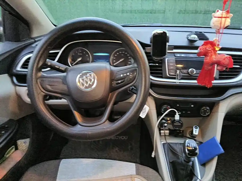 Фото 12 - Buick Excelle