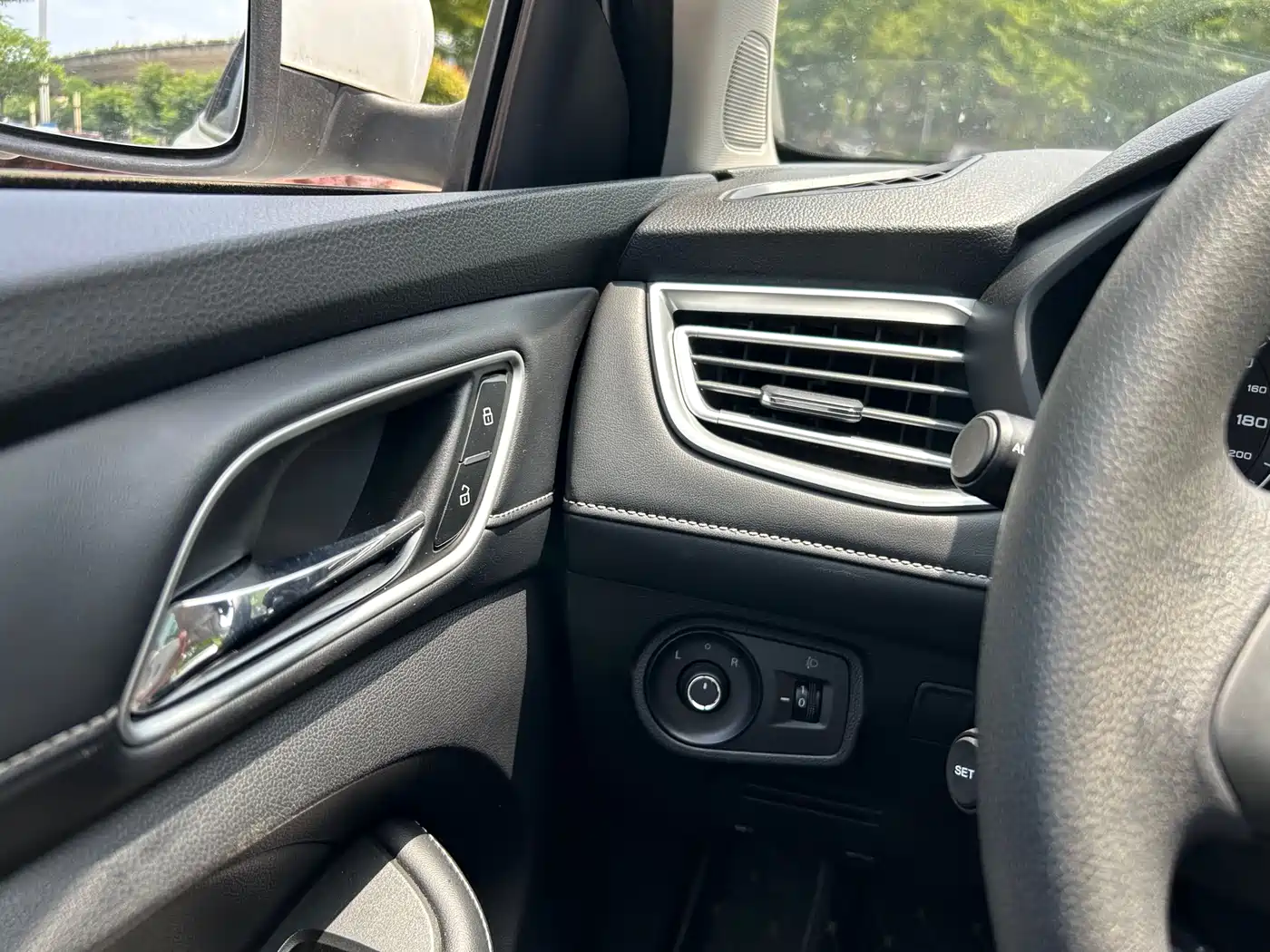 Roewe i5 2019 2019 1.5L Auto 4G Langhao Edition