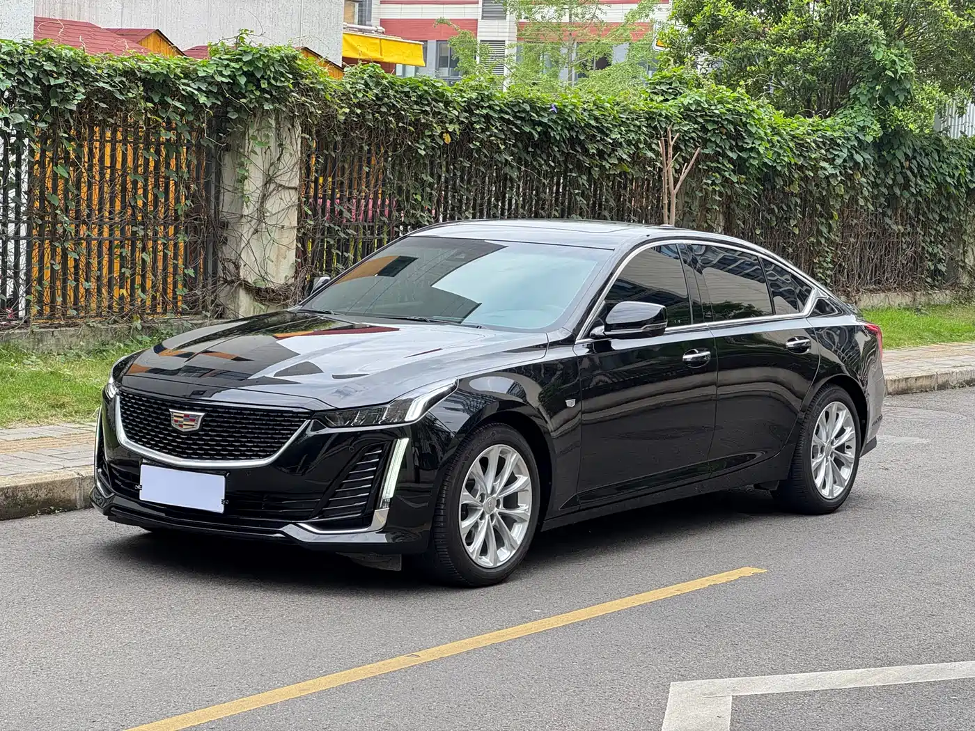 Cadillac CT5 2023 28T Luxury Style (Standard Edition)