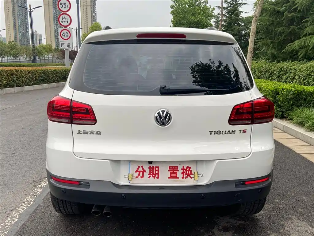 Volkswagen Tiguan 2015 1.8TSI Automatic 2WD Comfortline фото 17