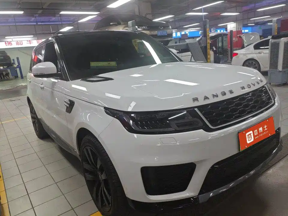 Land Rover Range Rover Sport PHEV 2018 2018 Model P400e
