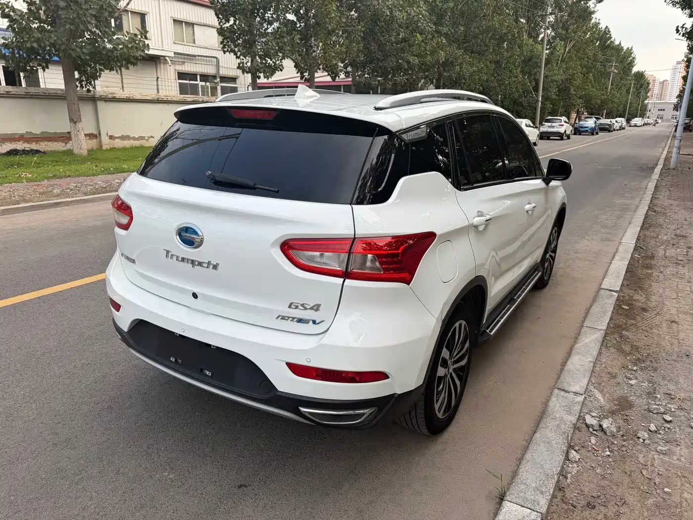 GAC Trumpchi Trumpchi GS4 New Energy 2018 2017 1.5L PHEV Premium Edition