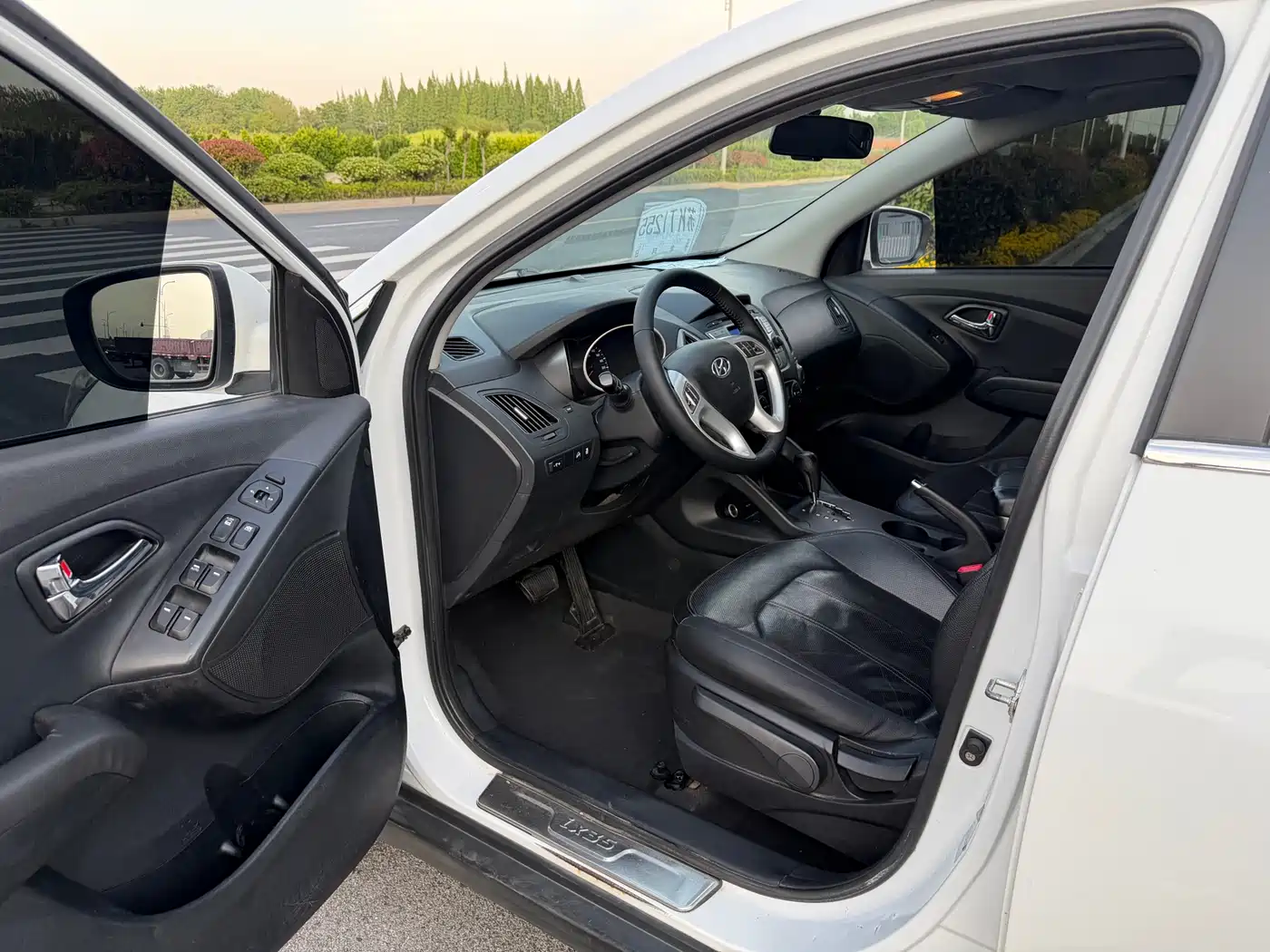 Hyundai Beijing Hyundai ix35 2013 2.0L Auto 2WD Smart GLS China IV фото 4