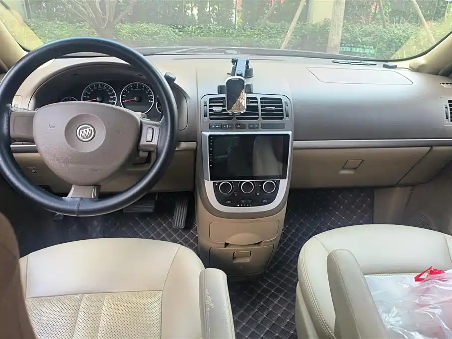 Buick GL8 2013 2.4L Classic фото 12