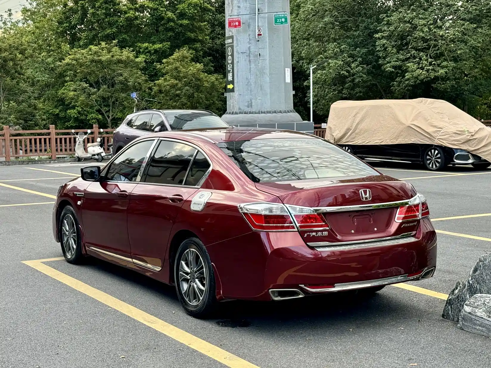 Фото 6 - Honda Accord