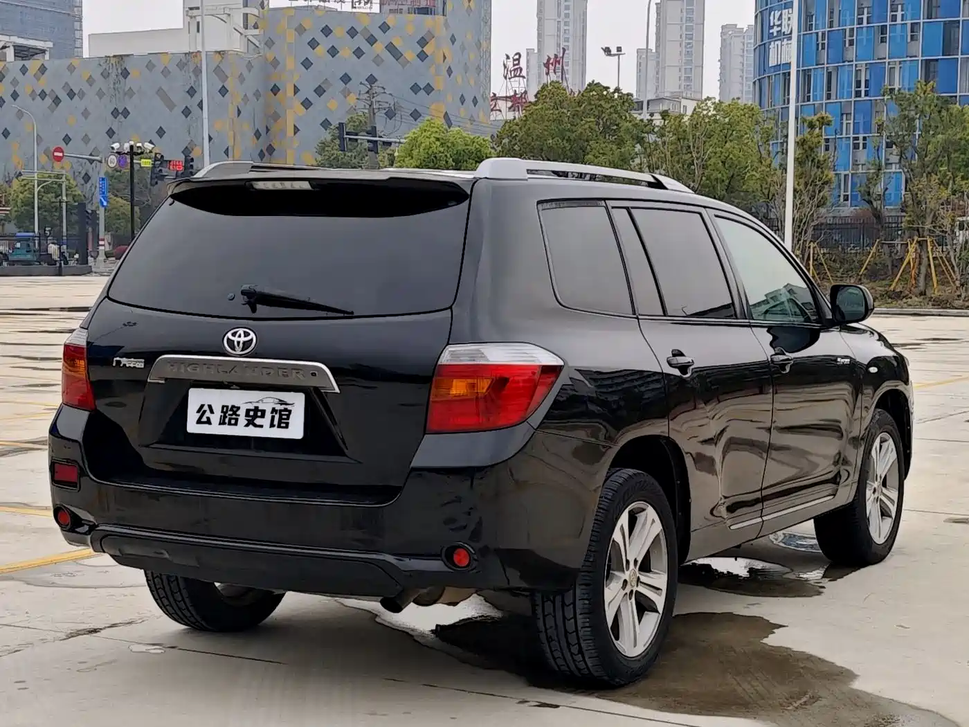 Toyota Highlander 2009 2.7L 2WD 7-seater Luxury Edition фото 5