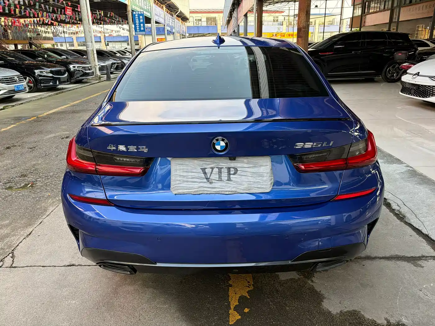BMW 3 Series 2021 325Li M Sport Night Edition фото 11