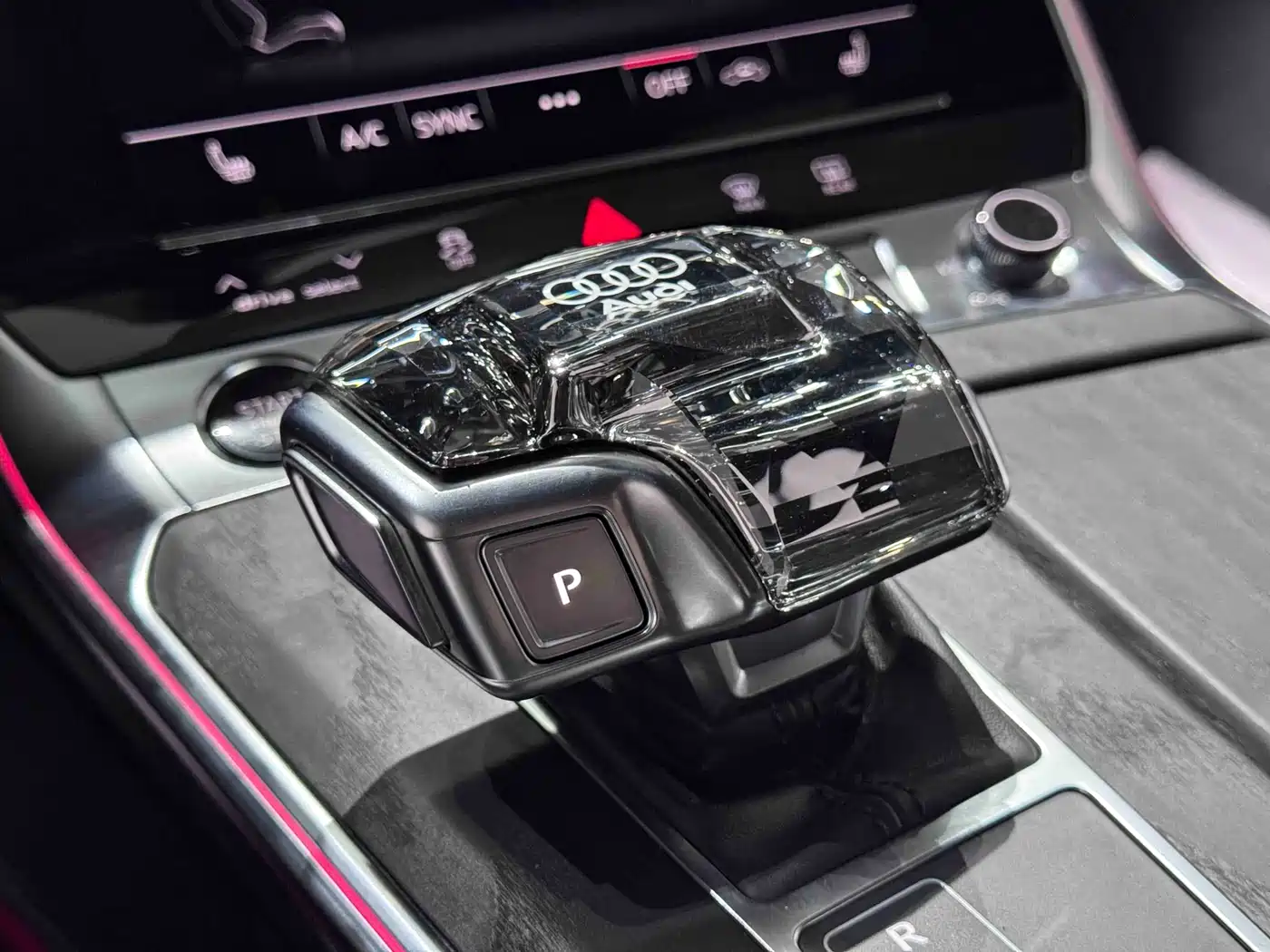 Audi A6L 2024 55 TFSI quattro Exclusive Dynamic фото 9