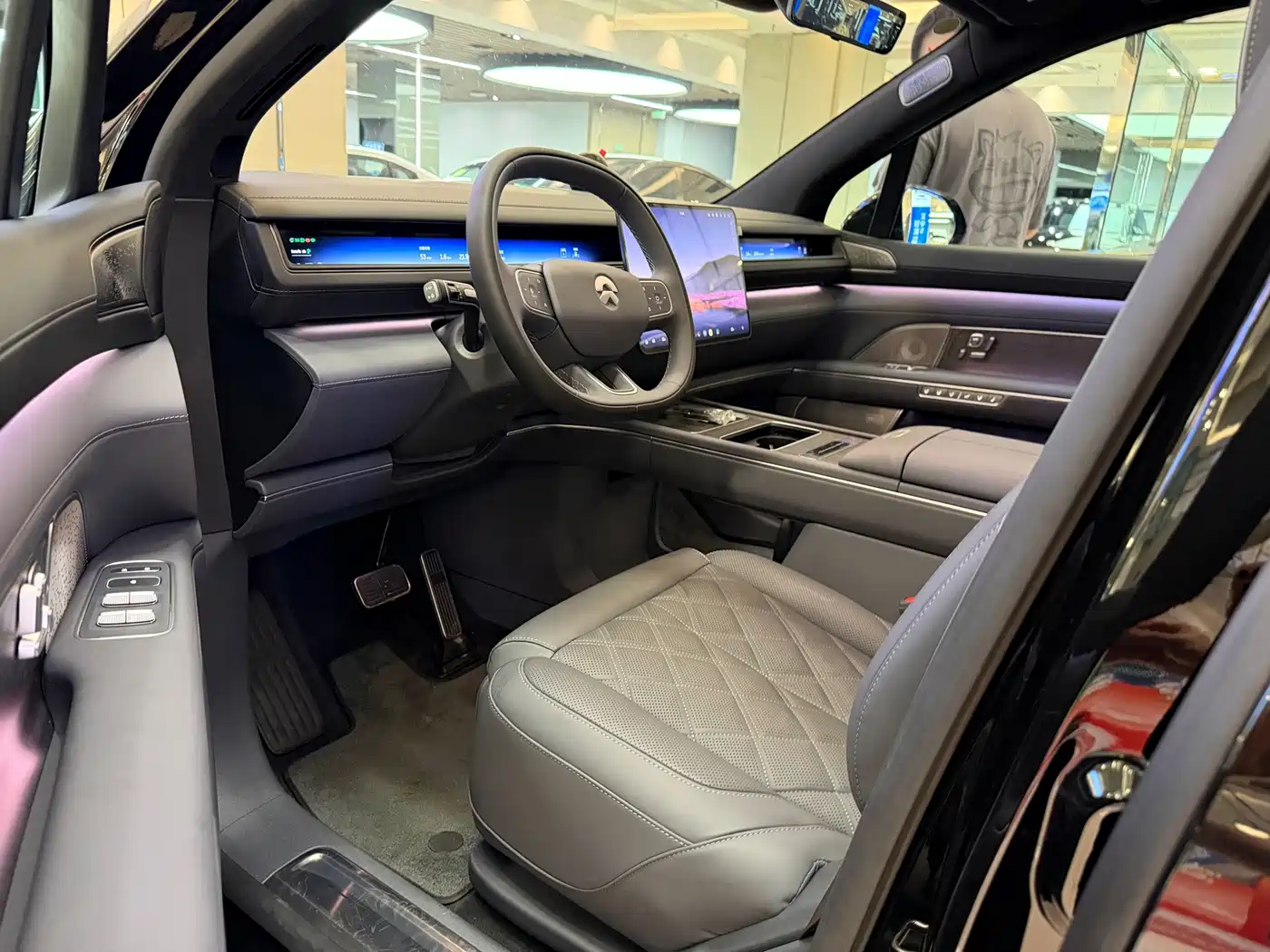 2026 NIO ES8