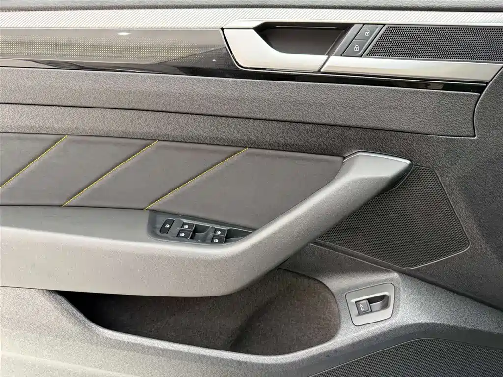 Volkswagen FAW-Volkswagen CC 2024 380TSI Eye-catching Public Sharing Edition фото 21