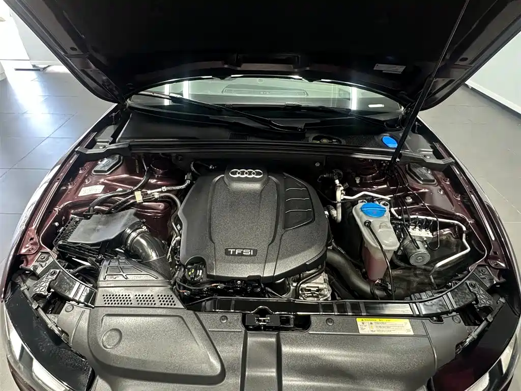 Фото 8 - Audi A5 (Import)
