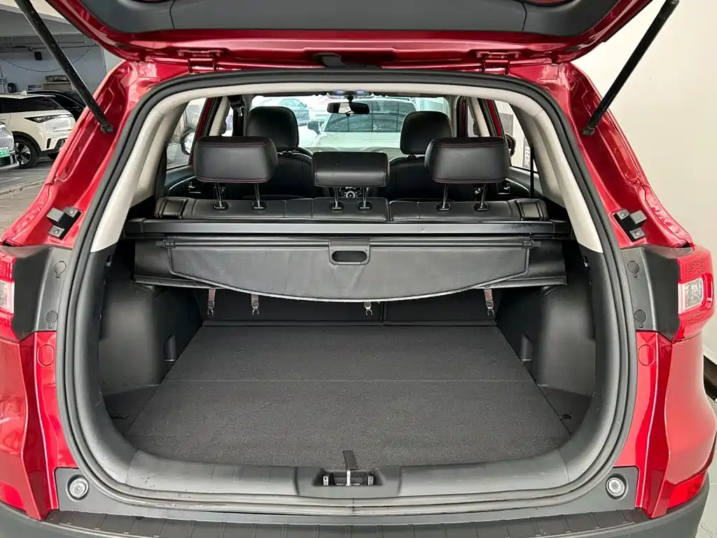 Фото 16 - Changan CS75