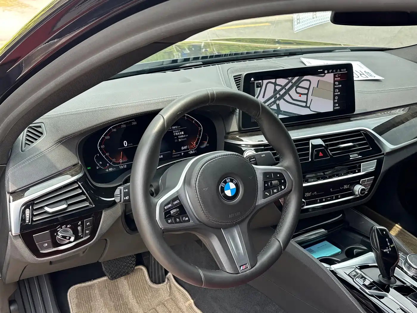 BMW 5 Series 2021 525Li M Sport Package фото 11