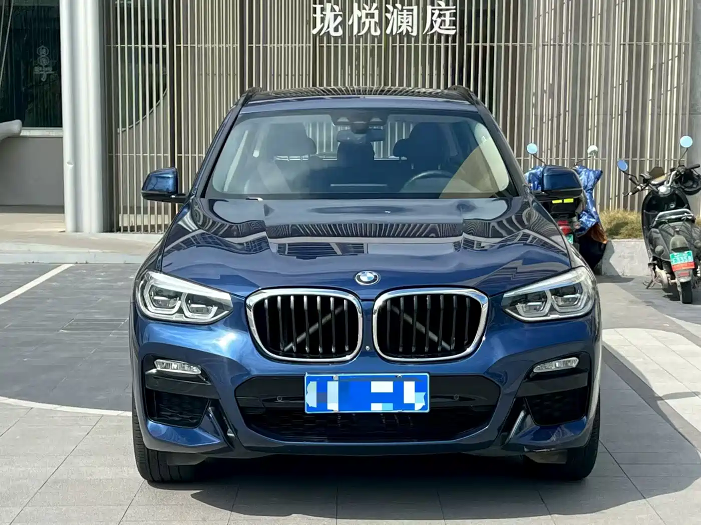 BMW X3 2018 xDrive30i Leading M Sport Package China V фото 2