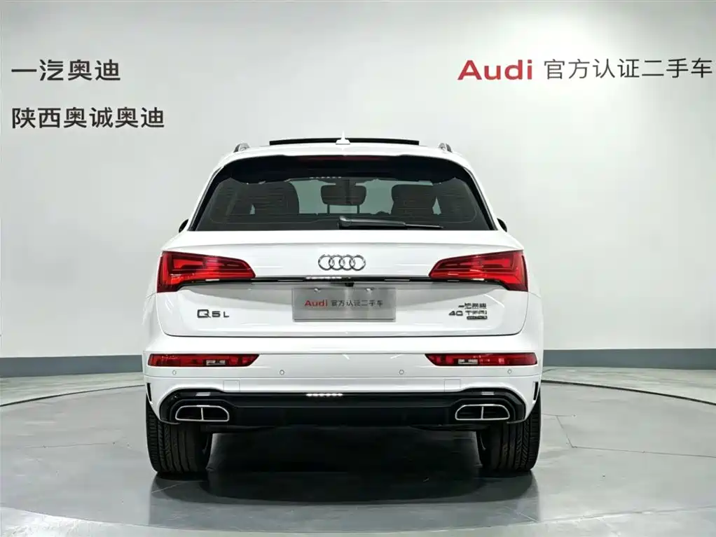 Audi Q5L 2022 40T Luxury Dynamic фото 5