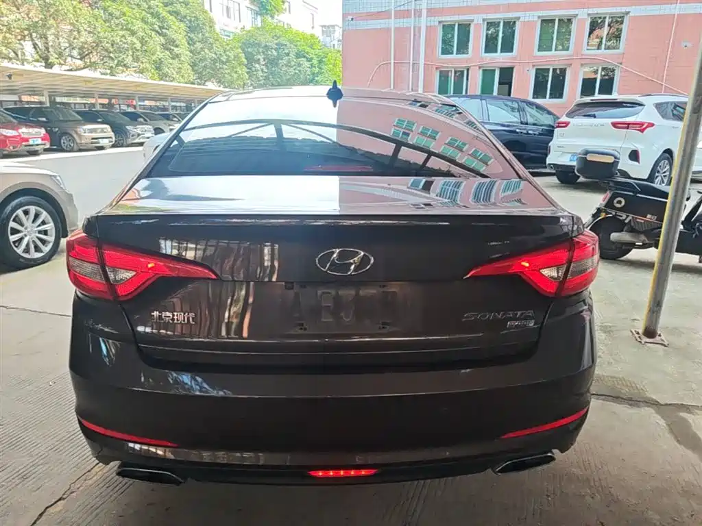 Hyundai Sonata 2017 1.6T GLS Smart фото 6