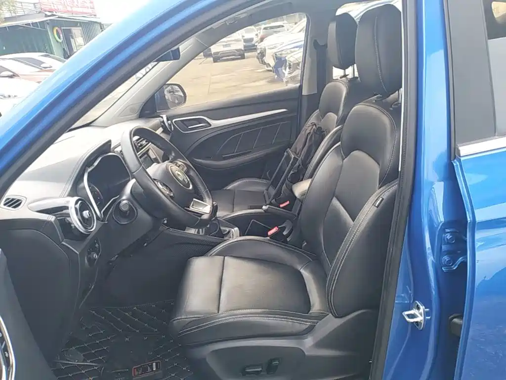 Фото 15 - MG ZS