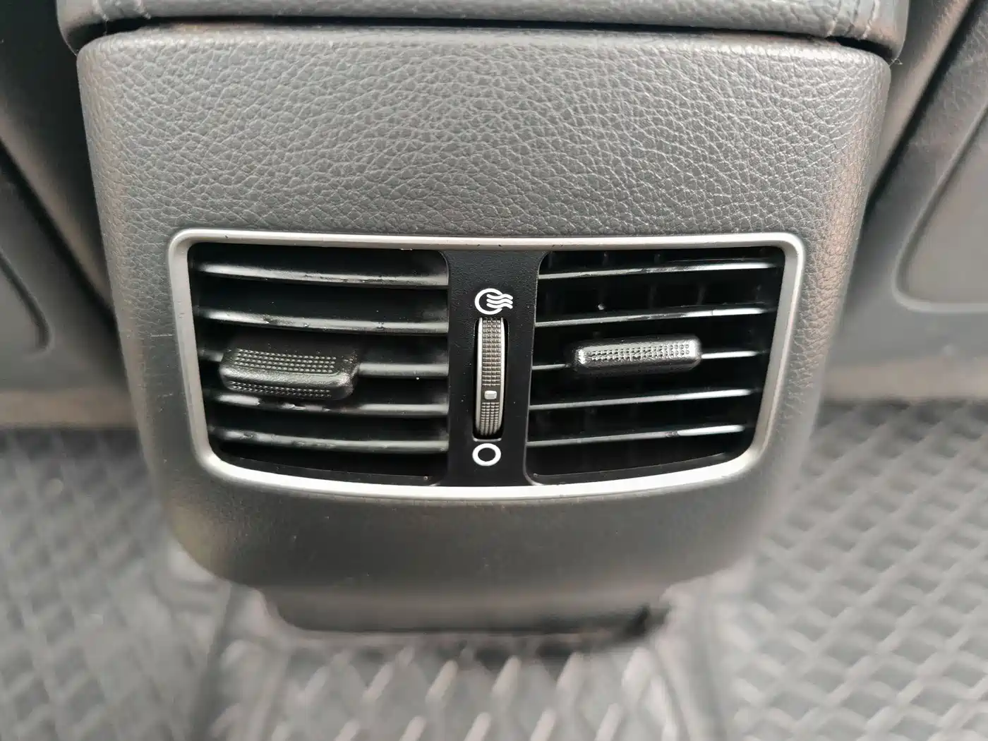 Hyundai Mistra 2014 1.8L Auto Smart GLS фото 10