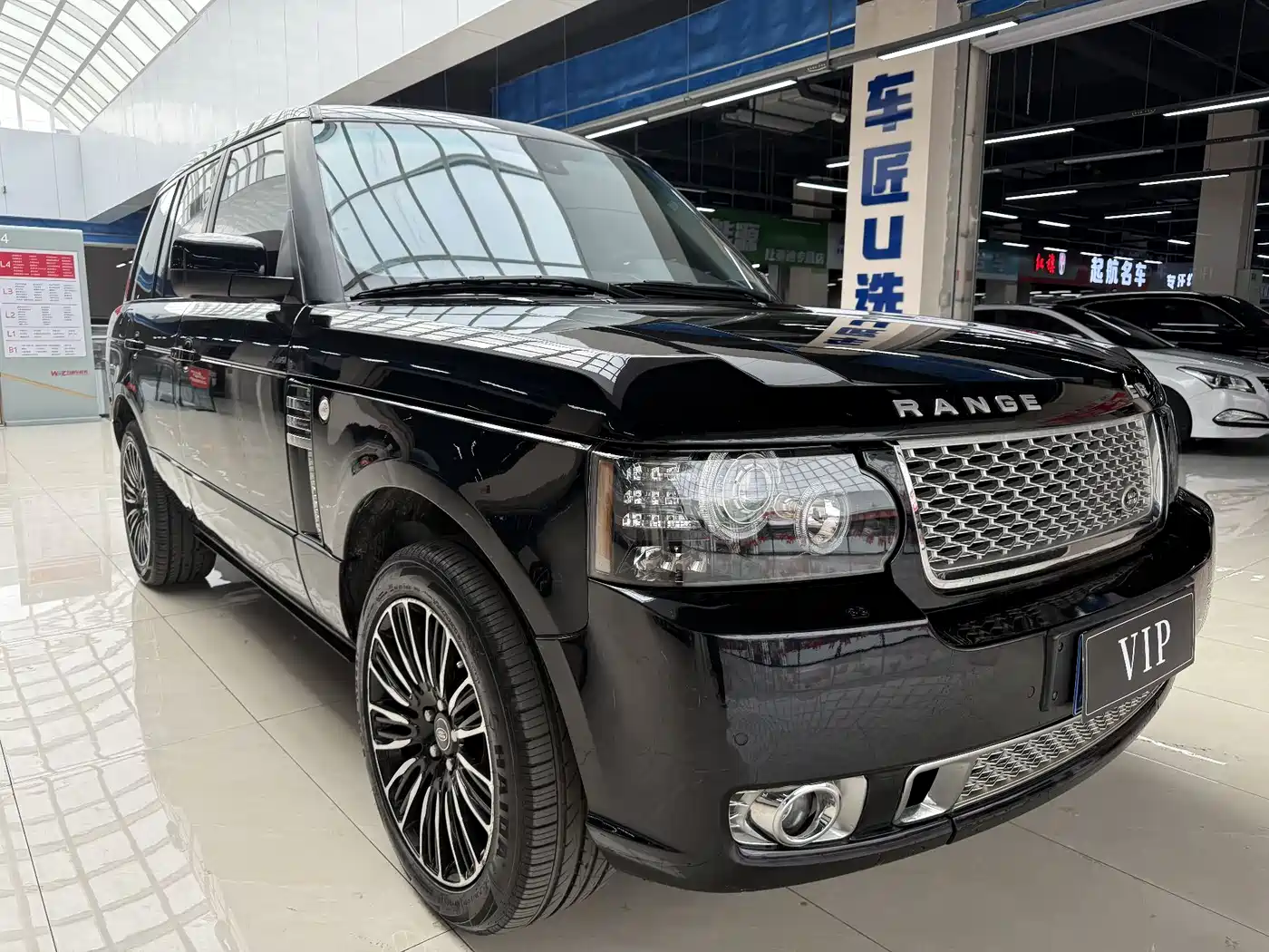 Land Rover Range Rover 2012 5.0 NA V8 фото 3