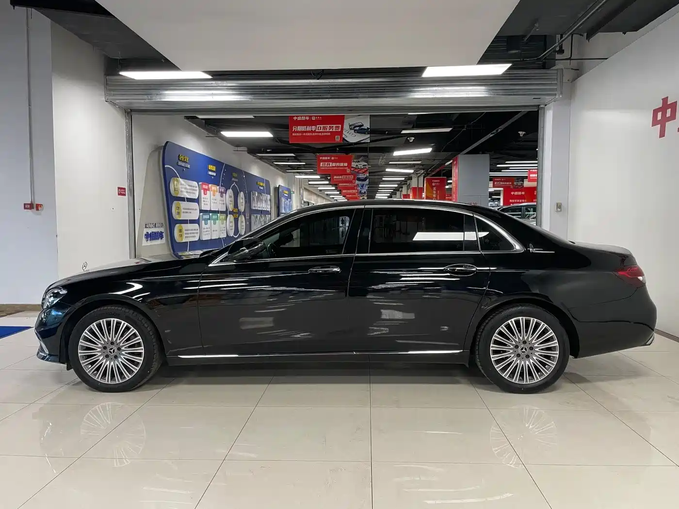 MERCEDES-BENZ E-CLASS
