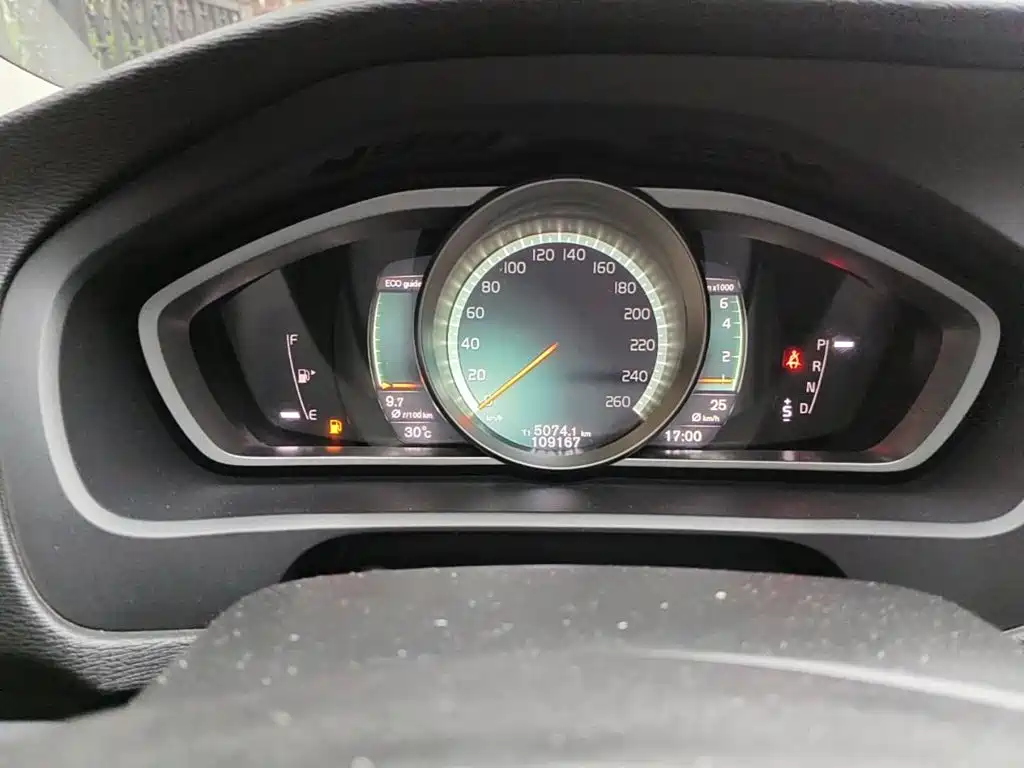 Volvo V40 2017 2017 T4 Inscription