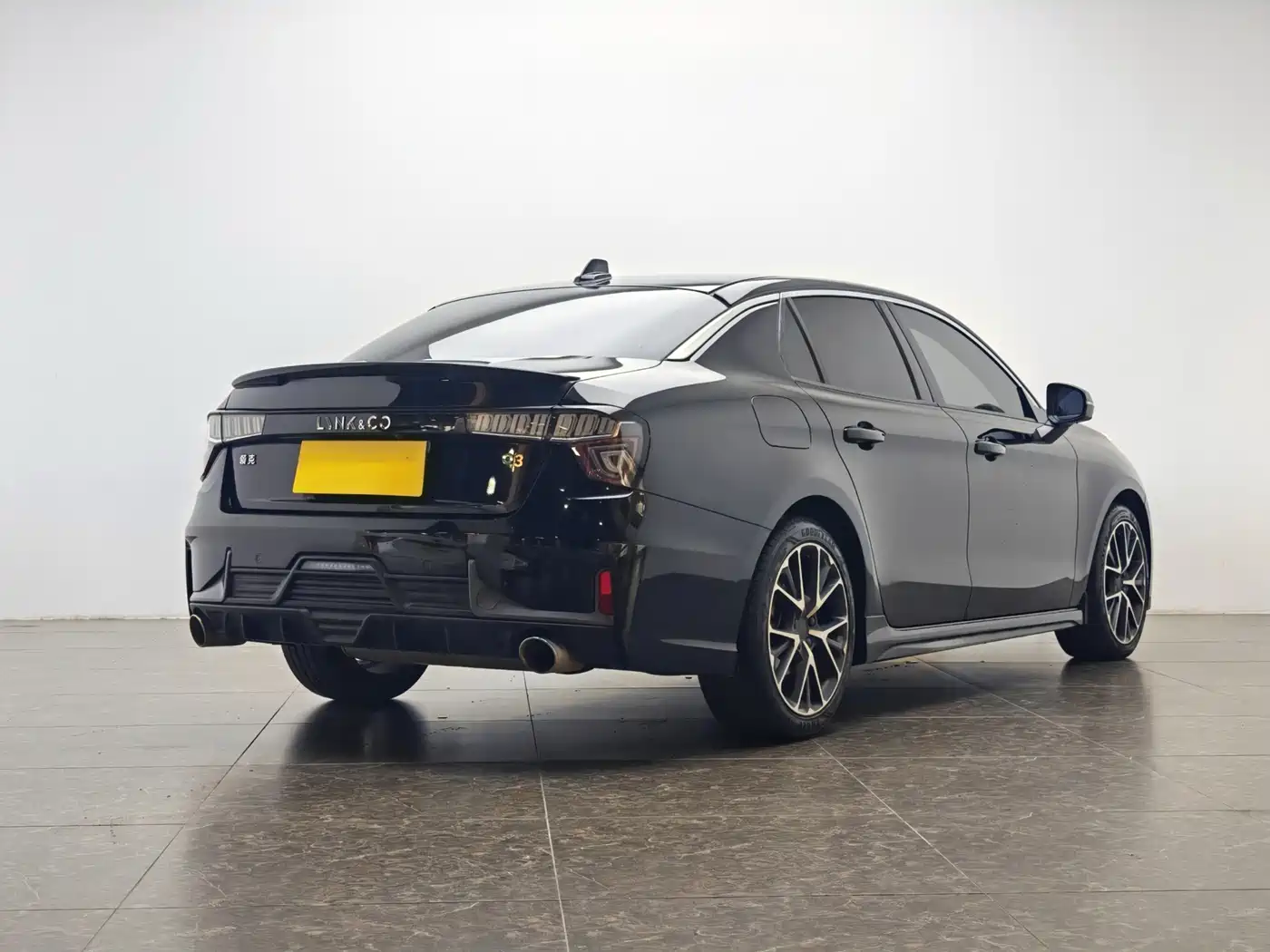 Lynk & Co 03 2021 1.5TD DCT Jin Champion Edition фото 3