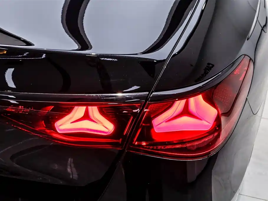 Mercedes-Benz E-Class 2024 Facelift E 300 L Fashion фото 11