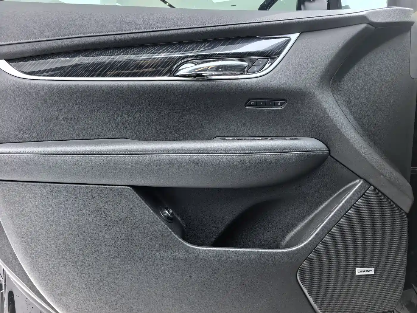 Cadillac XT6 2020 28T 6-Seater 4WD Luxury Model фото 7