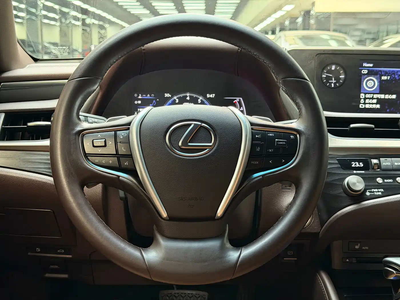Lexus ES 2020 200 Excellence фото 5