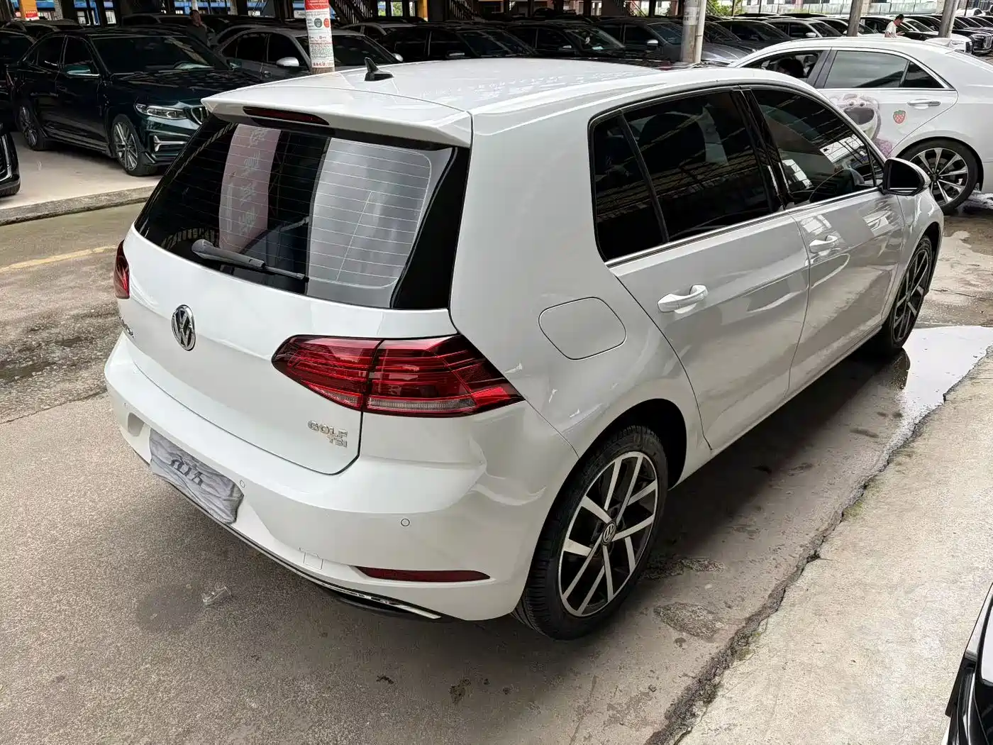 Фото 7 - Volkswagen Golf