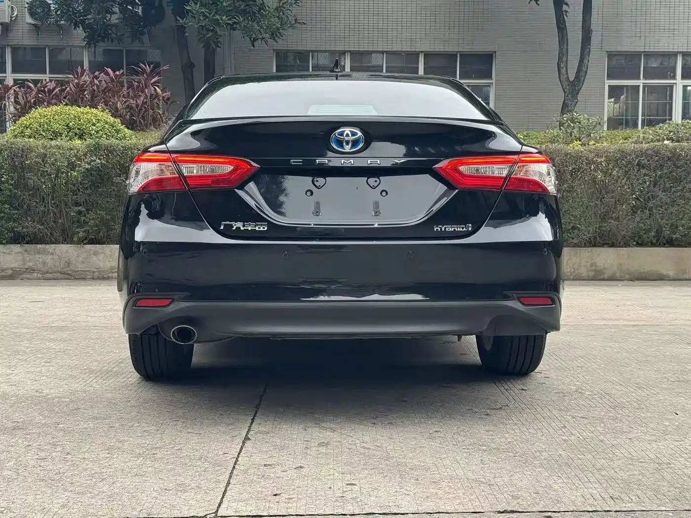 Photo 7 - Toyota Camry
