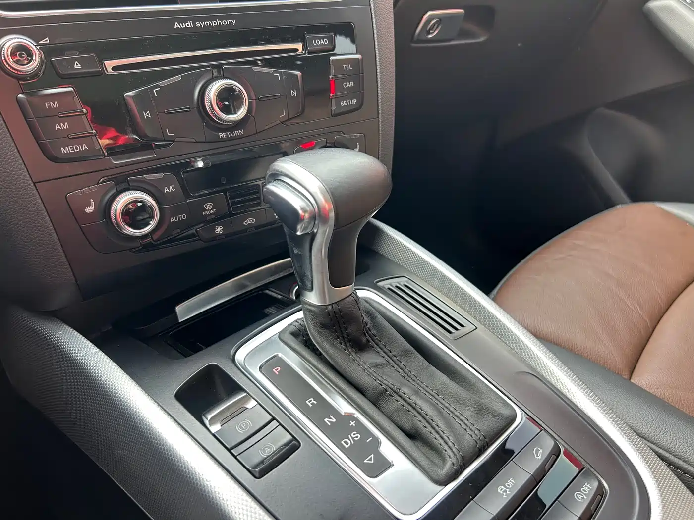 Audi Q5 2016 40 TFSI Technology Model фото 13