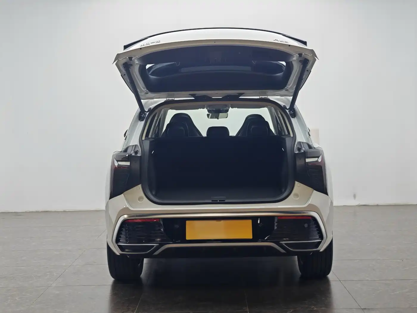 Hongqi HONGQI HS3 PHEV