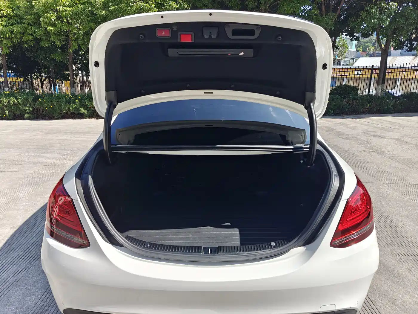 Mercedes-Benz C-Class 2021 C 260 Starry Exclusive Edition фото 20