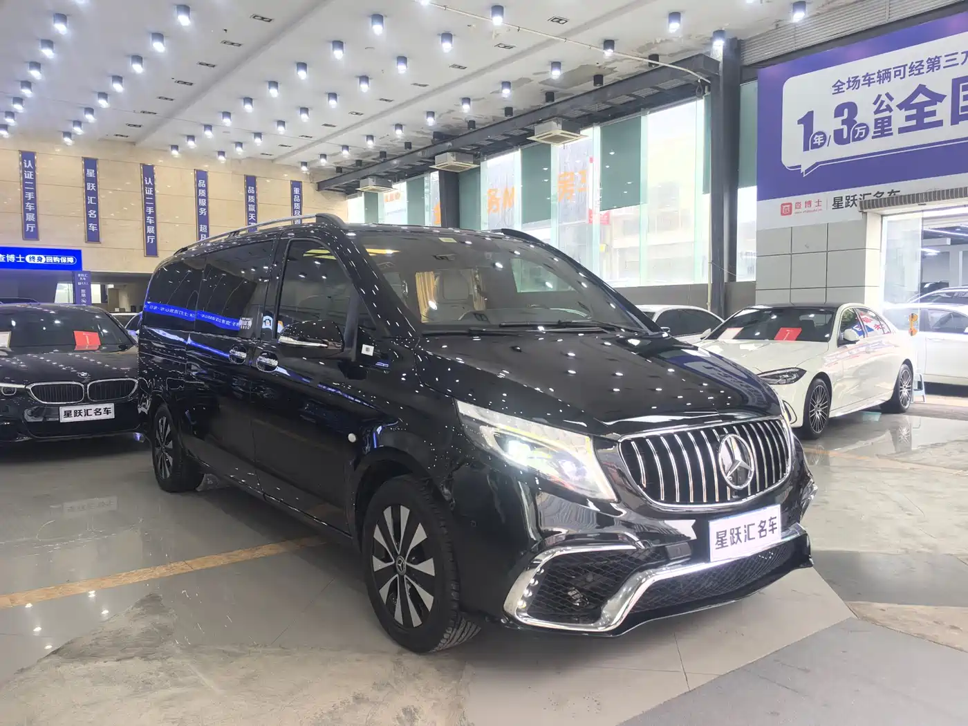 Mercedes-Benz Vito 2021 2.0T Business Edition 7-seater фото 3