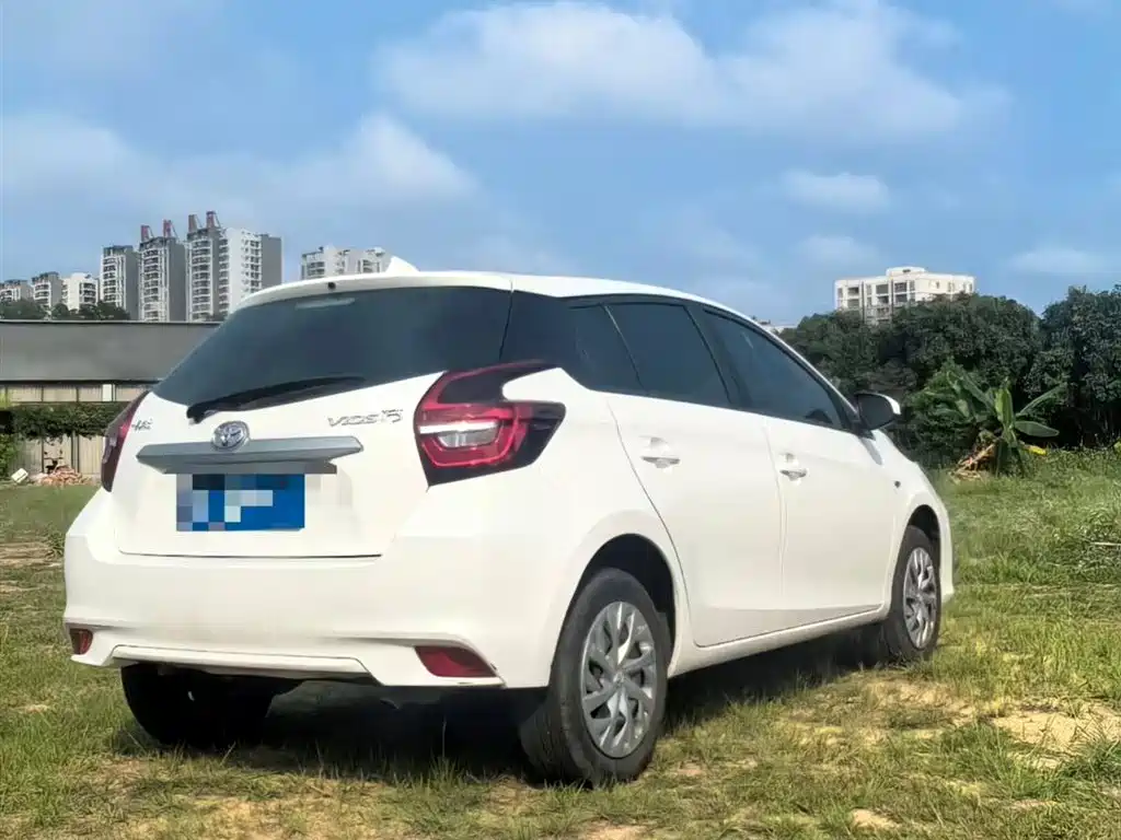 Toyota Vios FS 2021 1.5L CVT Fengchao Edition фото 5