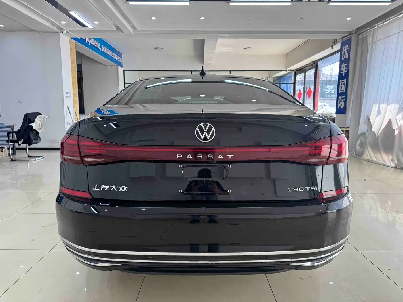 VOLKSWAGEN PASSAT
