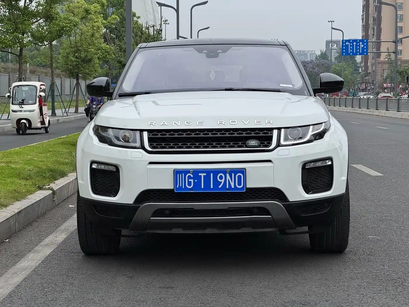 Land Rover Range Rover Evoque 2018 240PS SE Smart Edition фото 2