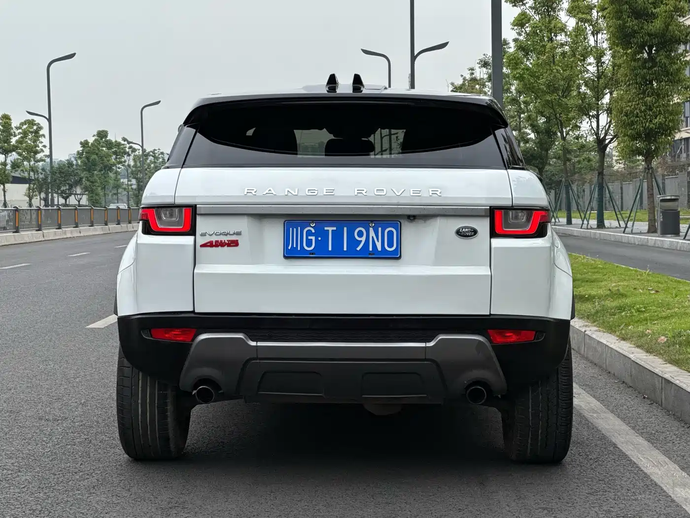 Land Rover Range Rover Evoque 2018 240PS SE Smart Edition фото 15