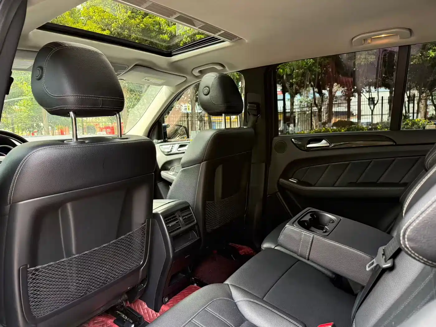 Mercedes-Benz GL-Class 2015 GL 400 4MATIC Luxury фото 8